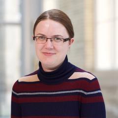 Dr Niamh McNamara
